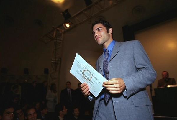 Remise des dipl&ocirc;mes d'ing&eacute;nieur 2000 par la voie de l'alternance